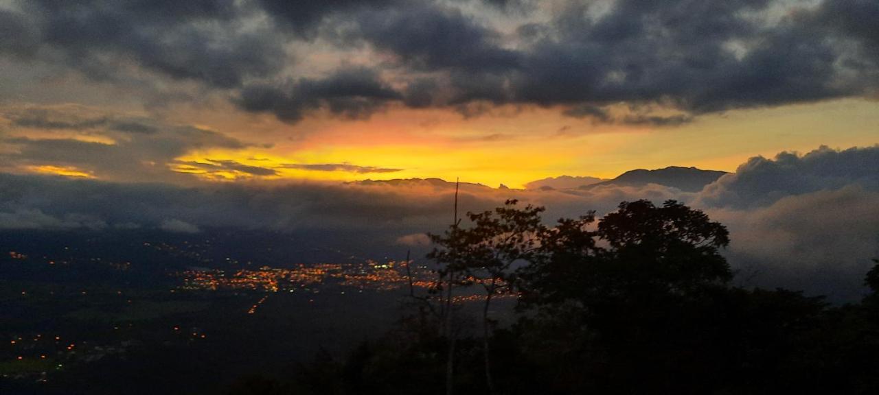 Pochotel Turrialba Luaran gambar